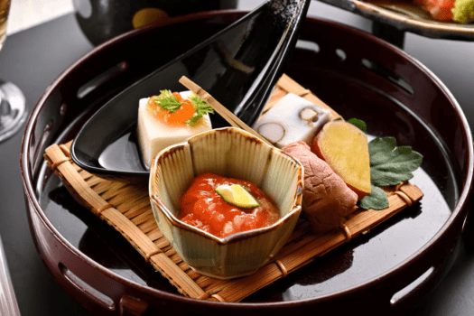 夕食　冬の基本会席（前菜盛り合わせの一例）