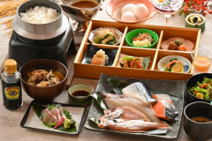 朝食　別邸「美悠」　和定食　※お食事のイメージです。 ※その日の気分で干物をお選びいただけます。 ※仕入れ状況により、内容を変更する場合がございます。