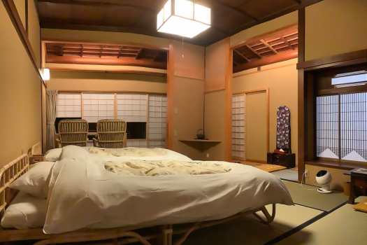 和室10畳トイレ(ウォシュレット)付 和製籐ベットのお部屋 和室10畳トイレ(ウォシュレット)付 和製籐ベットのお部屋