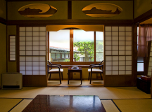 源泉掛け流し部屋風呂付和室