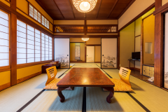 和室10畳トイレ付