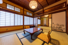 和室10畳トイレ付