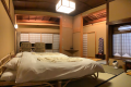 和室10畳トイレ（ウォシュレット）付 和製籐ベットのお部屋