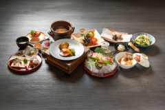 お部屋・お料理グレードアップ　源泉かけ流しの貸切風呂付き贅沢七沢荘会席プラン