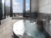 『芳山-hozan-』どこか懐かしいタイル張り