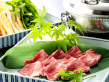 黒毛和牛のタンをしゃぶしゃぶにてお召し上がりください♪