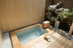 「こぶし」の露天風呂